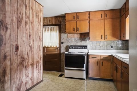 Tiny photo for 1117 Brentwood Drive, Kokomo, IN 46901 (MLS # 202620220)