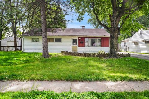 Photo of 1117 Brentwood Drive, Kokomo, IN 46901 (MLS # 202620220)
