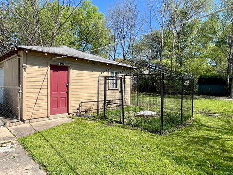 Tiny photo for 68 W 7Th Street, Peru, IN 46970 (MLS # 202615394)