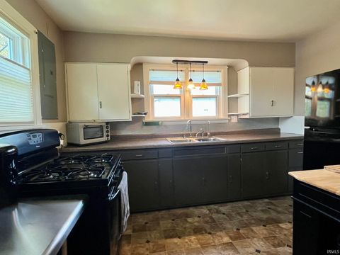 Tiny photo for 68 W 7Th Street, Peru, IN 46970 (MLS # 202615394)