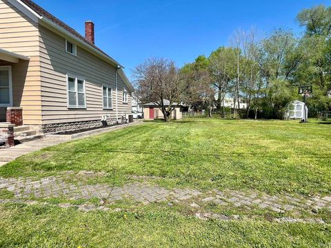 Tiny photo for 68 W 7Th Street, Peru, IN 46970 (MLS # 202615394)
