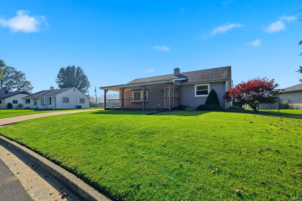 Photo of 917 Houston Drive, New Haven, IN 46774 (MLS # 202643909)