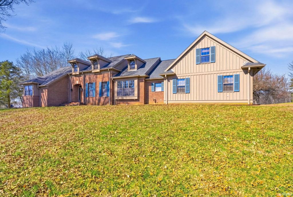 Photo of 8928 McCutchan Place, Evansville, IN 47725 (MLS # 202609983)