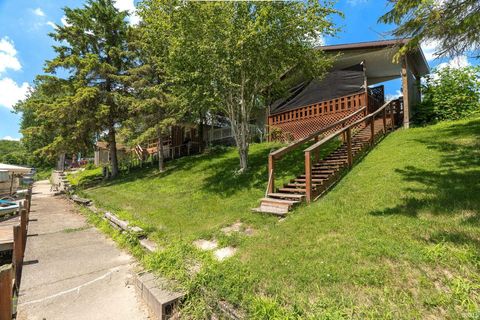 Photo of 11117 N Quiet Water Road, Monticello, IN 47960 (MLS # 202608586)