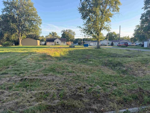Photo of 823 W Commercial Street, Hartford City, IN 47348 (MLS # 202637845)