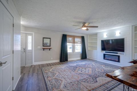 Tiny photo for 617 Stockbridge Lane, Lafayette, IN 47909 (MLS # 202543087)