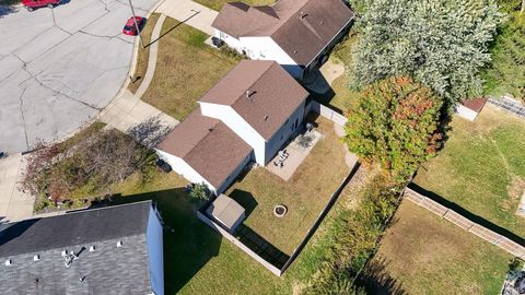 Tiny photo for 617 Stockbridge Lane, Lafayette, IN 47909 (MLS # 202543087)