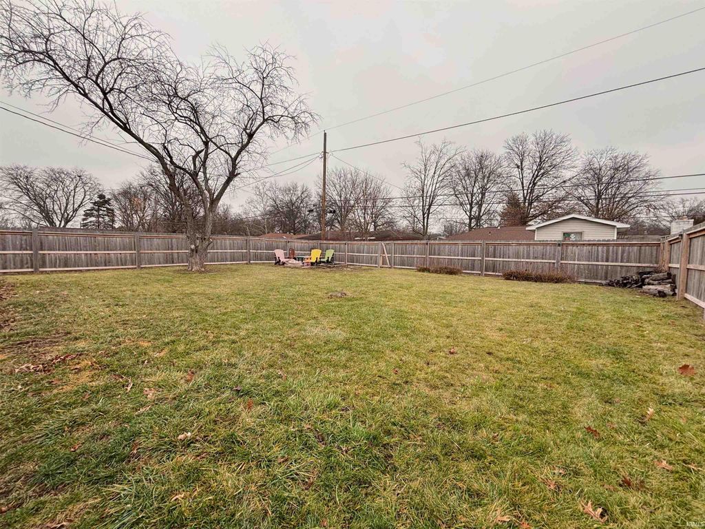 Photo of 2828 Barnhart Avenue, Fort Wayne, IN 46805 (MLS # 202549724)