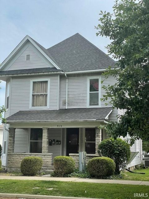 Photo of 515 W Kirkwood Avenue, Bloomington, IN 47404 (MLS # 202615724)