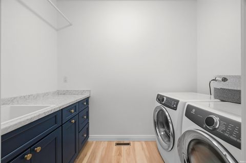 Tiny photo for 1248 PARVIEW Drive, West Lafayette, IN 47906 (MLS # 202612508)