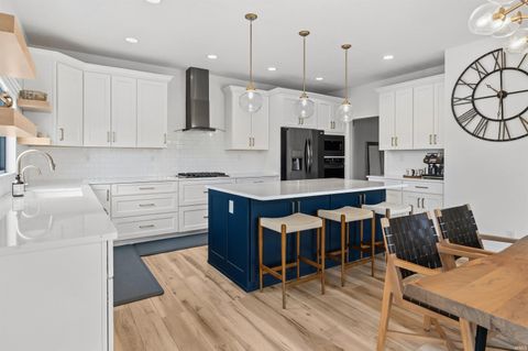 Tiny photo for 1248 PARVIEW Drive, West Lafayette, IN 47906 (MLS # 202612508)