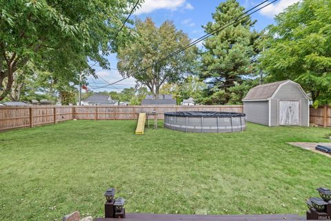 Tiny photo for 307 W Elizabeth Street, Flora, IN 46929 (MLS # 202541189)