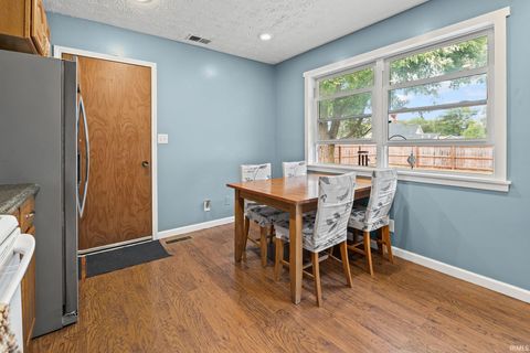 Tiny photo for 307 W Elizabeth Street, Flora, IN 46929 (MLS # 202541189)
