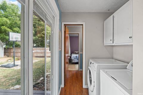 Tiny photo for 307 W Elizabeth Street, Flora, IN 46929 (MLS # 202541189)