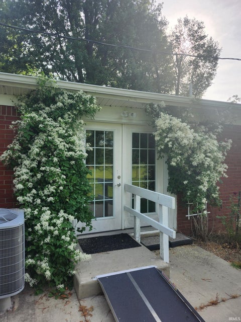 Tiny photo for 5819 N 00 EW, Kokomo, IN 46901 (MLS # 202633005)