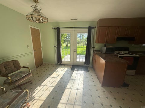 Tiny photo for 5819 N 00 EW, Kokomo, IN 46901 (MLS # 202633005)