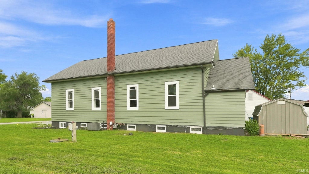 Photo of 3017 W Yoder Road, Yoder, IN 46798 (MLS # 202638155)