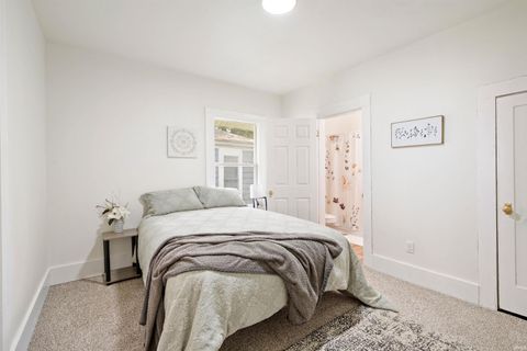 Tiny photo for 515 W Jackson Street, Kokomo, IN 46901 (MLS # 202529338)