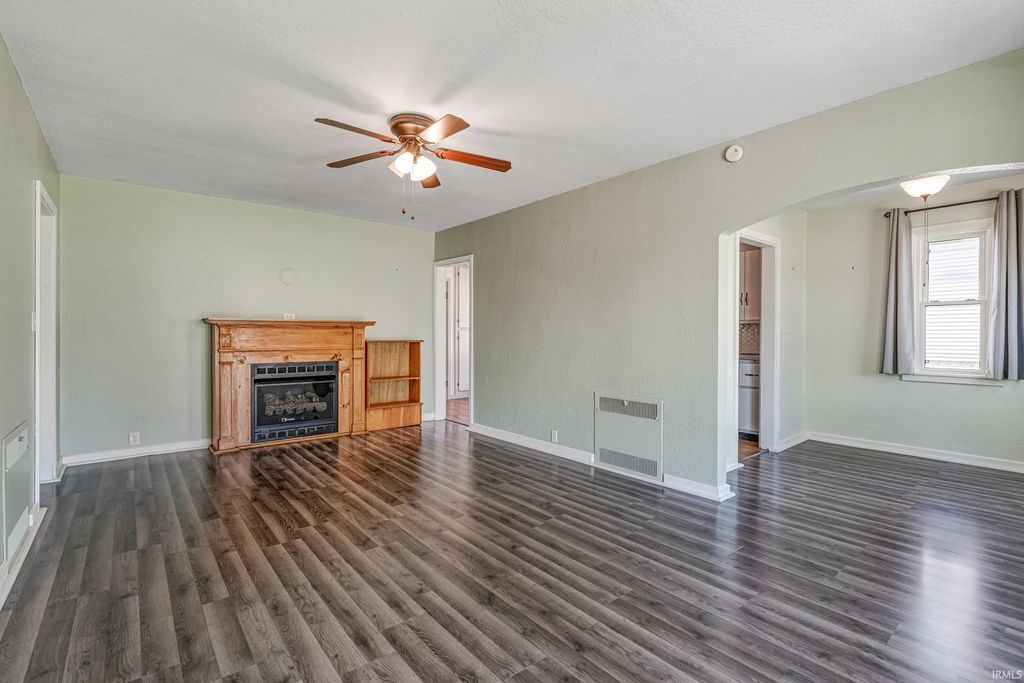 Photo of 603 N Harrison Street, Syracuse, IN 46567 (MLS # 202614982)