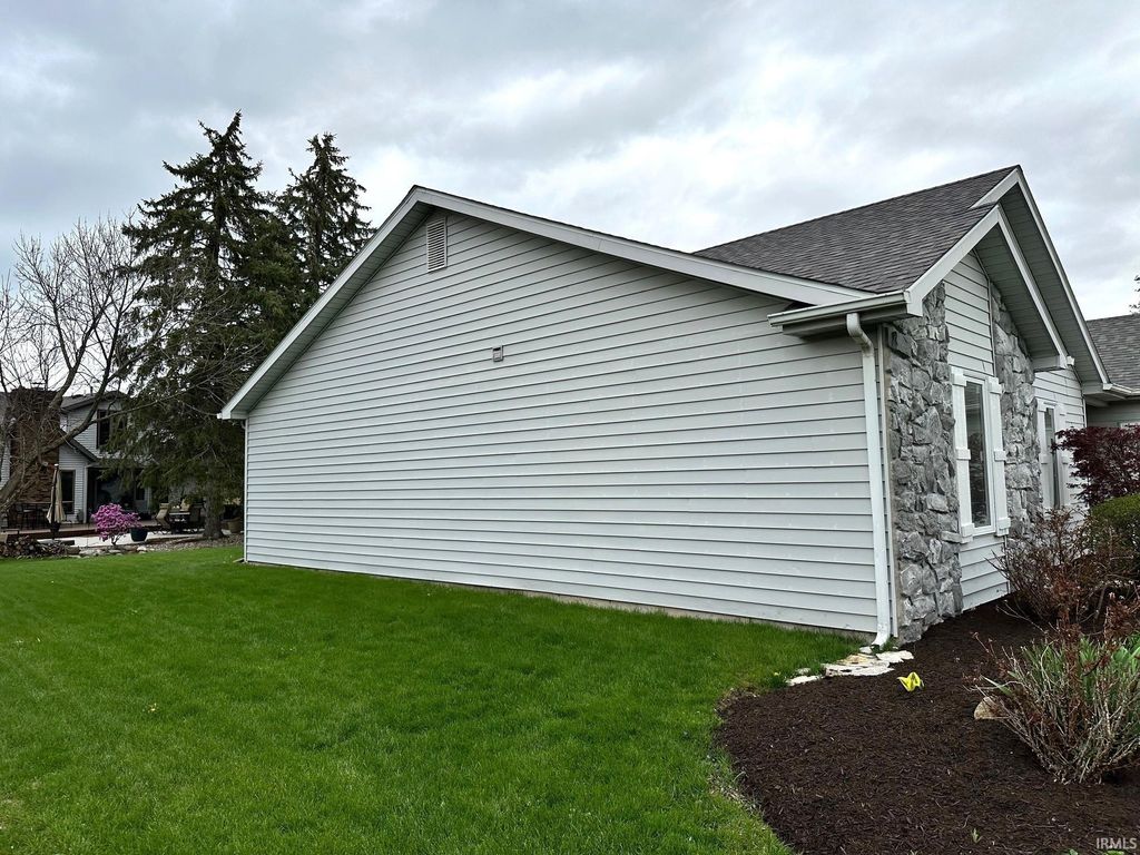 Photo of 6409 Baychester Drive, Fort Wayne, IN 46815 (MLS # 202612814)