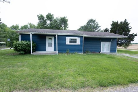 Photo of 891 Clutter Road, Lynnville, IN 47619 (MLS # 202608111)