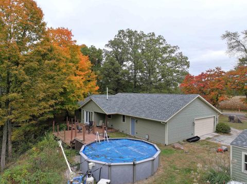 Tiny photo for 9329 S 475 W., Star City, IN 46985 (MLS # 202543045)
