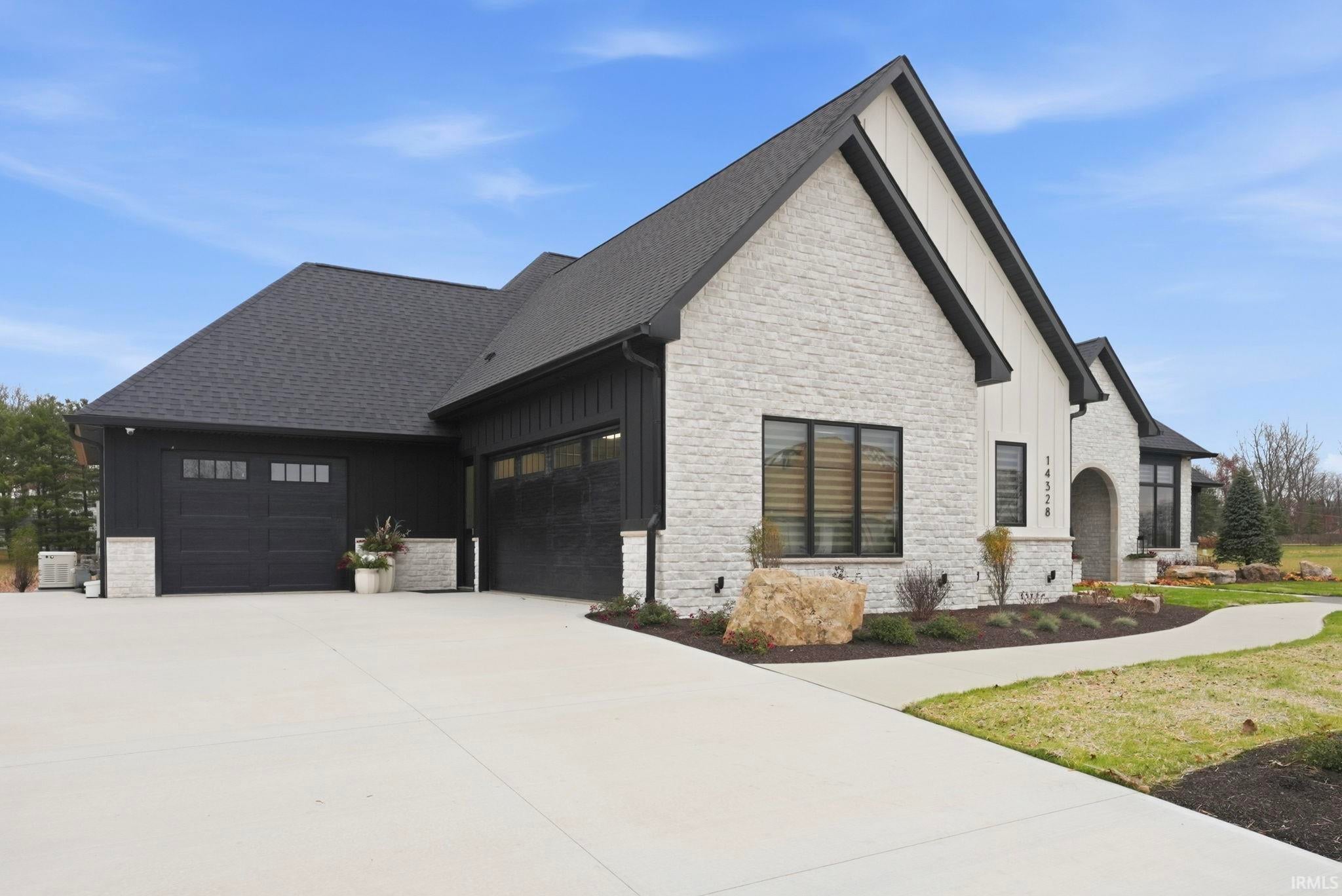 14328 MAGNOLIA RUN Parkway
