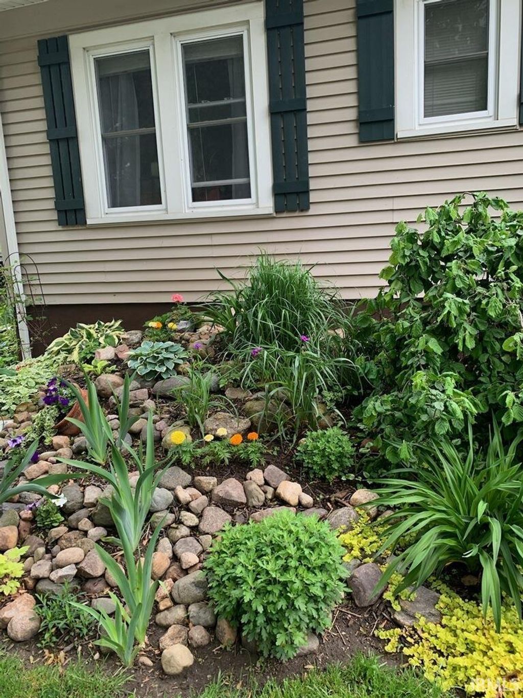 Photo of 303 E Jefferson Street, Albion, IN 46701 (MLS # 202601965)