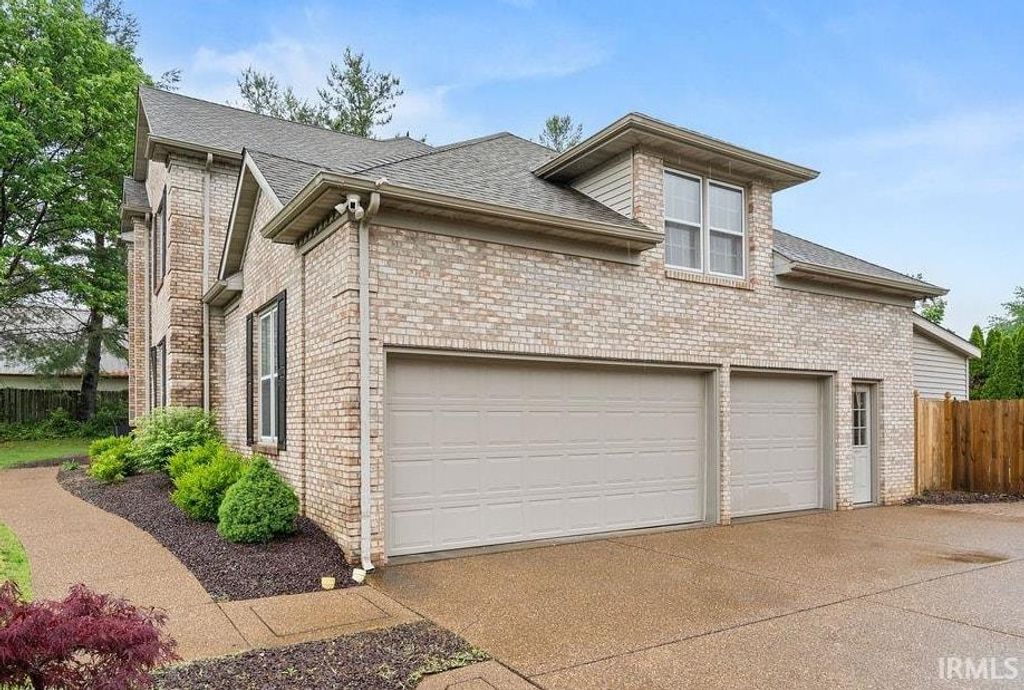 Photo of 3022 Southern Trace Drive, Newburgh, IN 47630 (MLS # 202616883)
