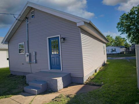 Tiny photo for 1320 Perry Street, Vincennes, IN 47591 (MLS # 202618667)