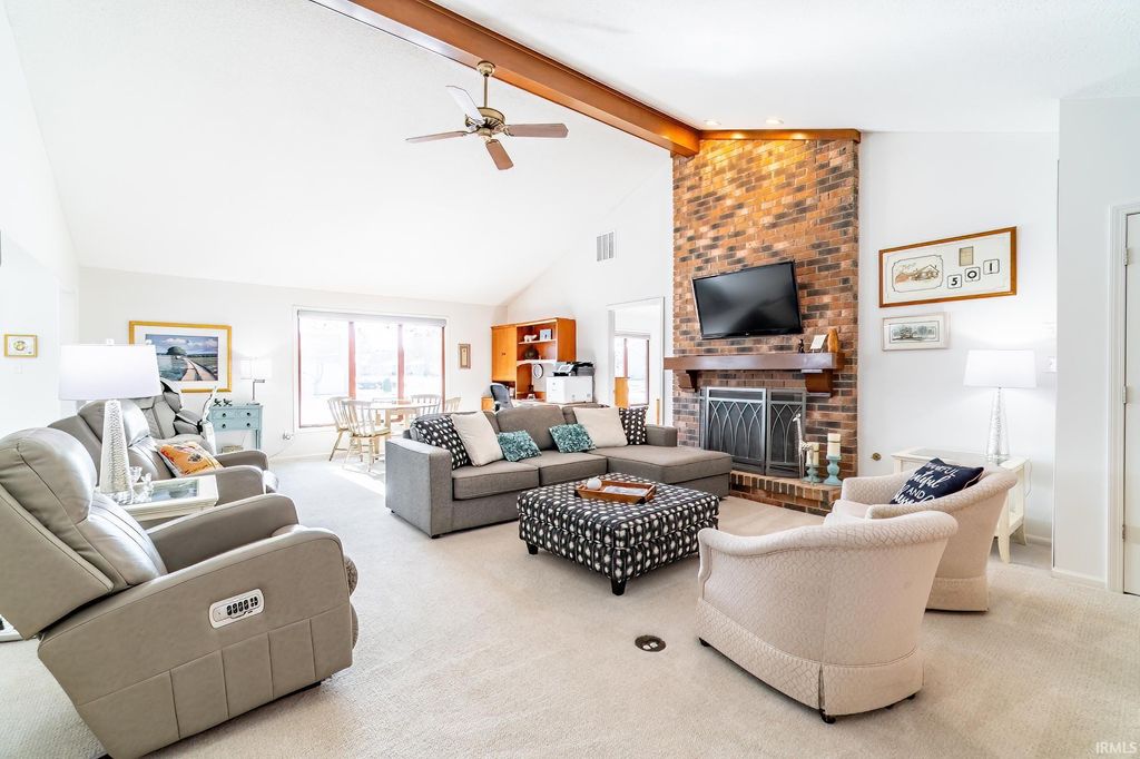 Photo of 904 Mill Pointe, Fort Wayne, IN 46845 (MLS # 202601624)