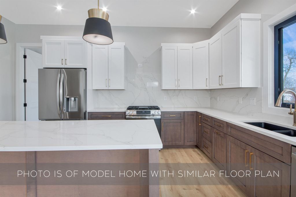 Photo of 11509 New Trails Drive, Osceola, IN 46561 (MLS # 202602716)