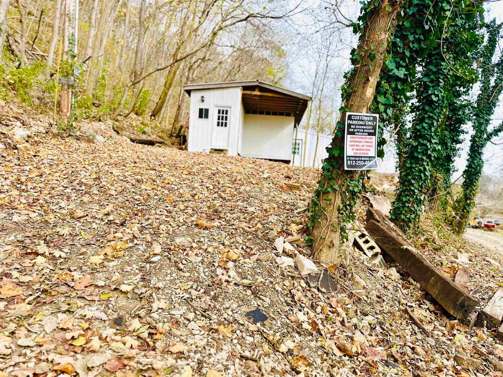 Photo of 467 Rivervale Cabin Road, Bedford, IN 47421 (MLS # 202545423)