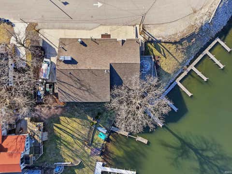 Tiny photo for 7610 S Lake Street, Hamilton, IN 46742 (MLS # 202611893)