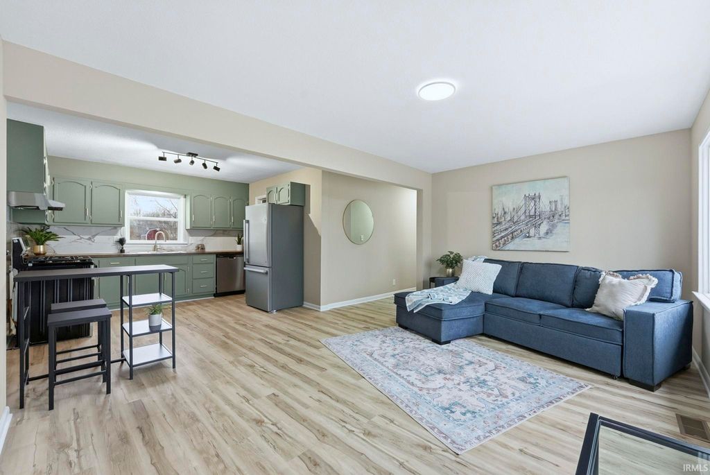 Photo of 11608 Marywood Lane, Fort Wayne, IN 46816 (MLS # 202548867)