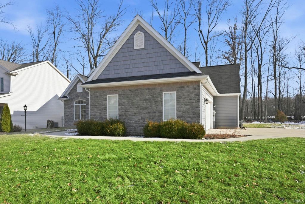 Photo of 7604 Idlebrook Drive, Fort Wayne, IN 46835 (MLS # 202600322)