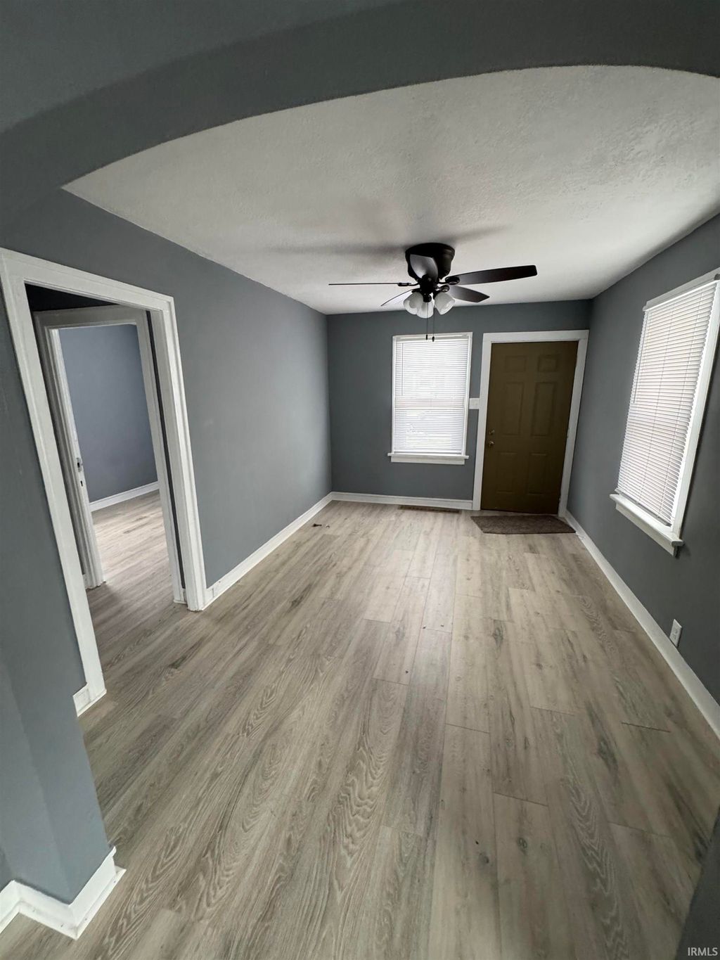 Photo of 3921 Bowser Avenue, Fort Wayne, IN 46806 (MLS # 202547856)