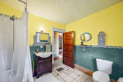 Tiny photo for 215 22nd Street, Logansport, IN 46947 (MLS # 202616147)