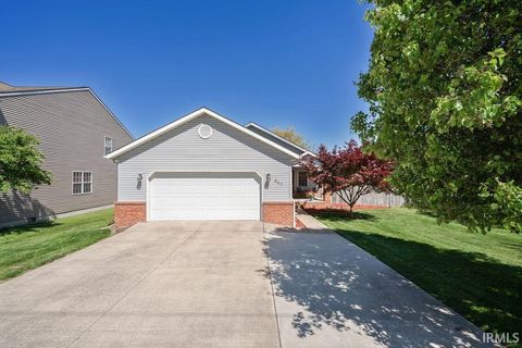 Photo of 640 N UNION Street, Russiaville, IN 46979 (MLS # 202618294)