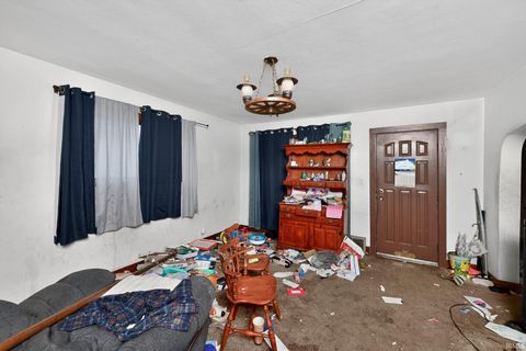 Tiny photo for 824 S Pulaski Street, South Bend, IN 46619 (MLS # 202615213)