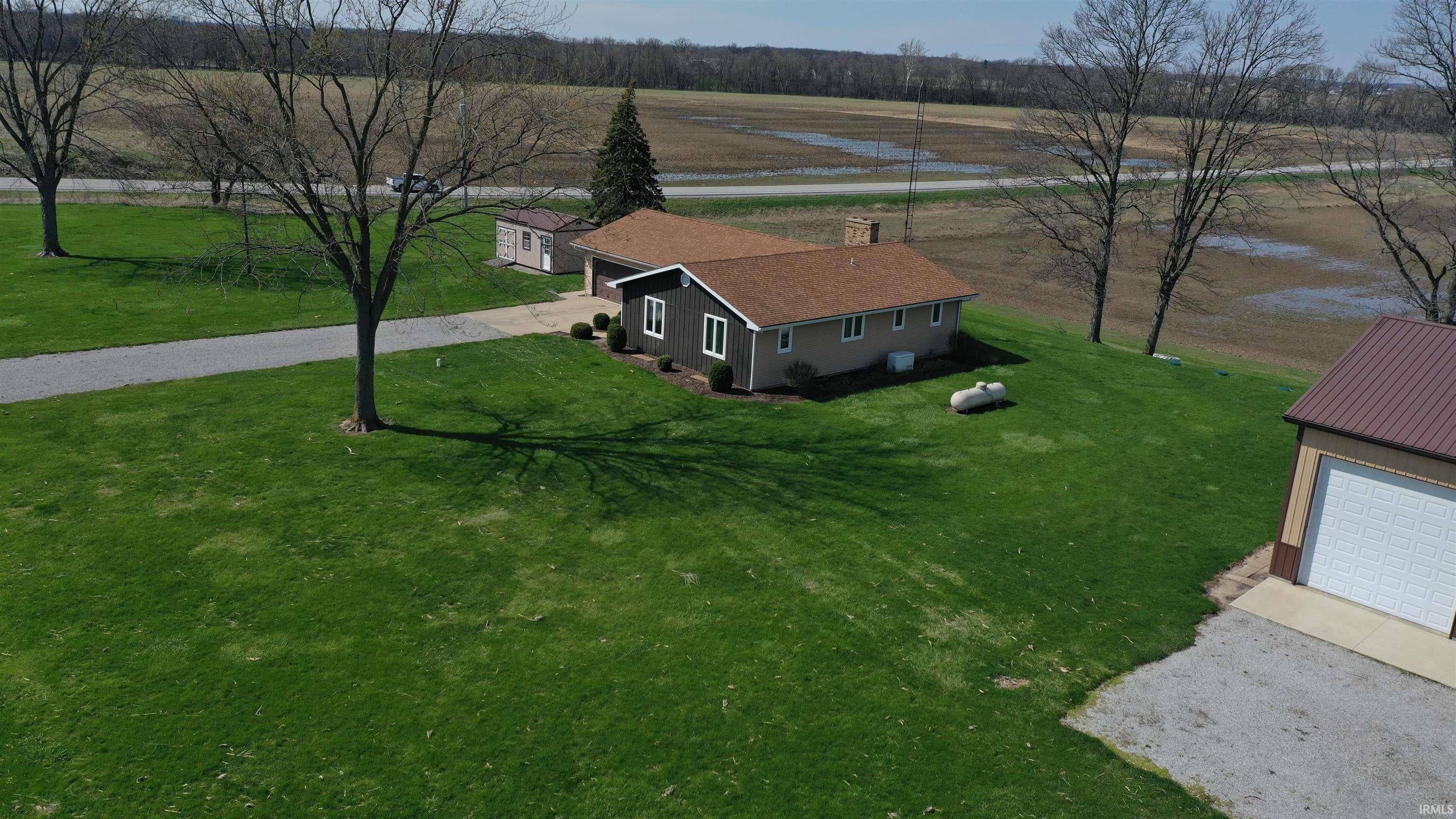 22825 Kammeyer Road, Woodburn, IN 46797 | MLS 202613115 | Listing ...