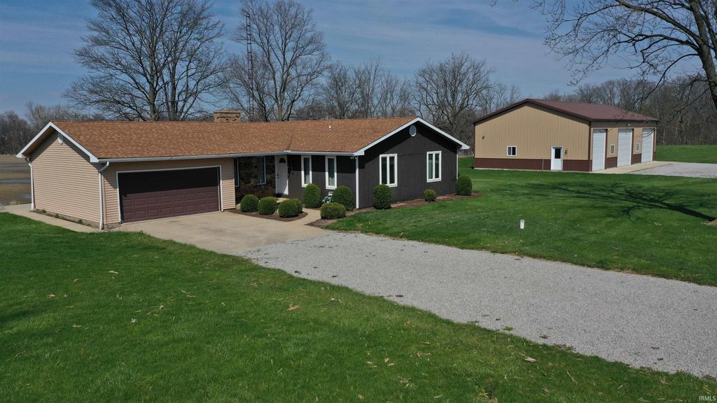 Photo of 22825 Kammeyer Road, Woodburn, IN 46797 (MLS # 202613115)
