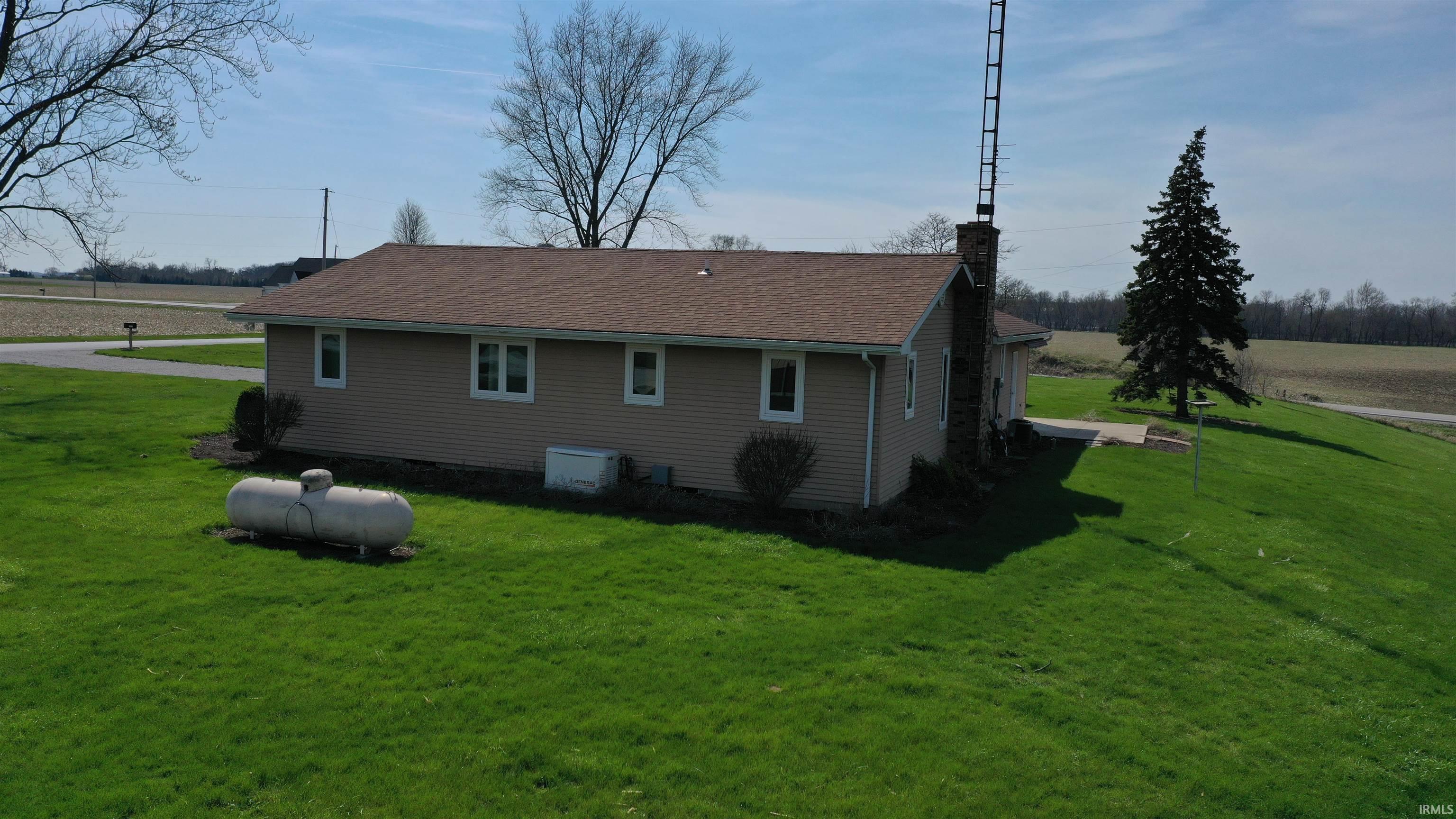 22825 Kammeyer Road, Woodburn, IN 46797 | MLS 202613115 | Listing ...
