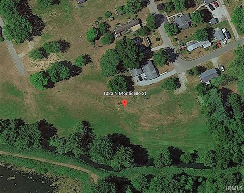 Tiny photo for 1023 N Monticello Street #94, Winamac, IN 46996 (MLS # 202529400)