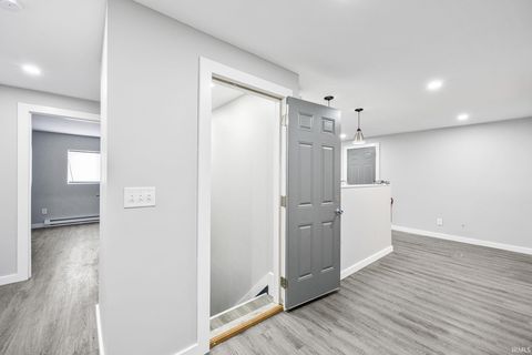 Tiny photo for 502 N Arthur Street, South Bend, IN 46617 (MLS # 202611767)