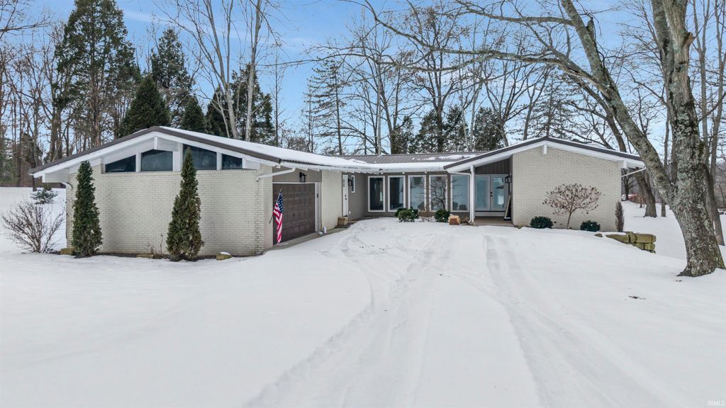 Photo of 1137 S Silver Bell Terrace, Santa Claus, IN 47579 (MLS # 202604096)