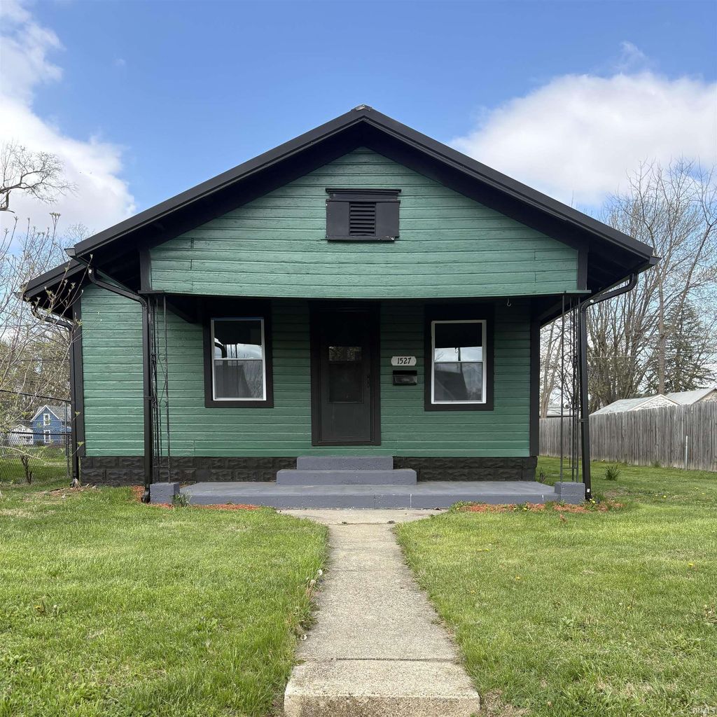 Photo of 1527 S UNION Street, Kokomo, IN 46902 (MLS # 202613603)