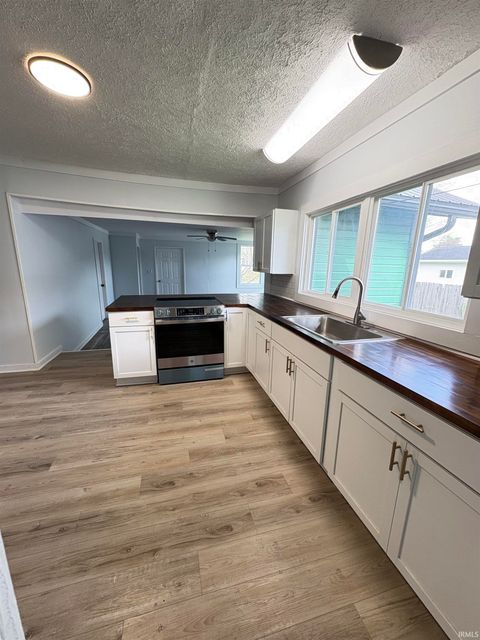 Tiny photo for 1527 S UNION Street, Kokomo, IN 46902 (MLS # 202613603)