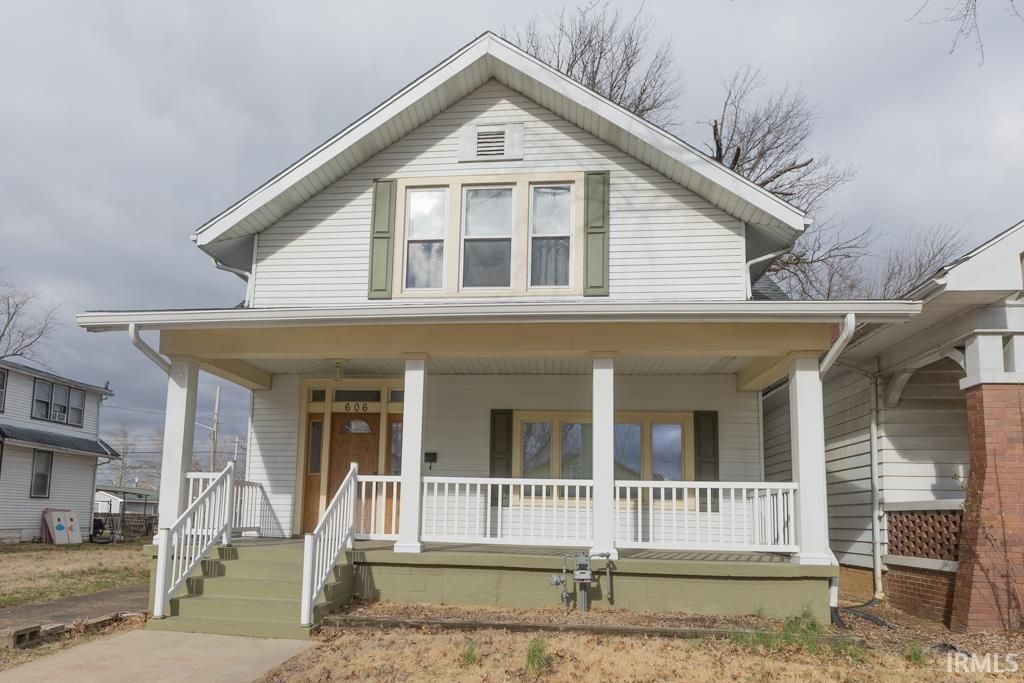 Photo of 606 E Gum Street, Evansville, IN 47713 (MLS # 202601749)