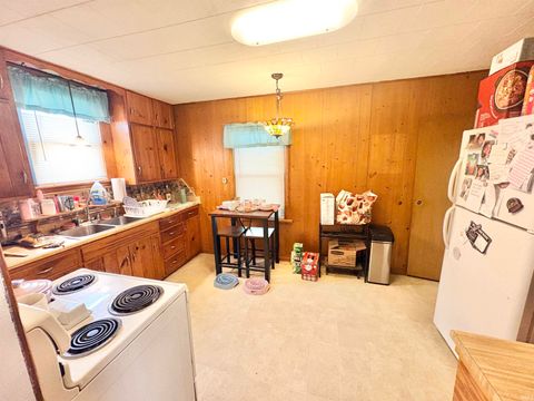 Tiny photo for 321 Day Street, Logansport, IN 46947 (MLS # 202616181)